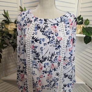 New Directions Floral Blouse with Lace - Navy, Pink, White Large 1421